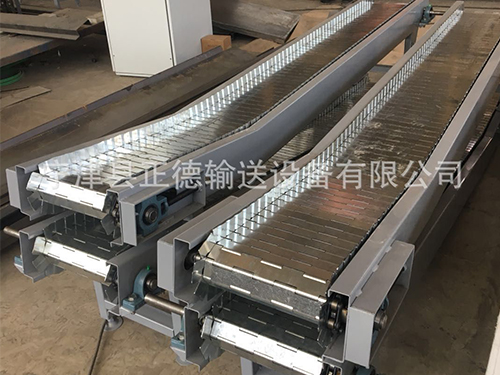 鏈板輸送機(jī)的安裝